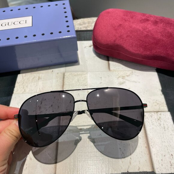 Gucci Women’s black sunglasses